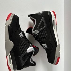 Bred 4